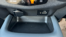 Nissan Juke 1.0 DiG-T N-Connecta 5dr Petrol Hatchback